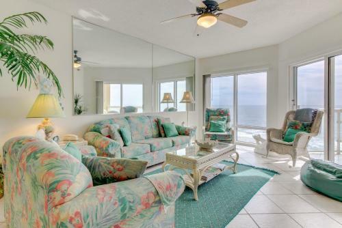 Beachy Beaut At Emerald Isle
