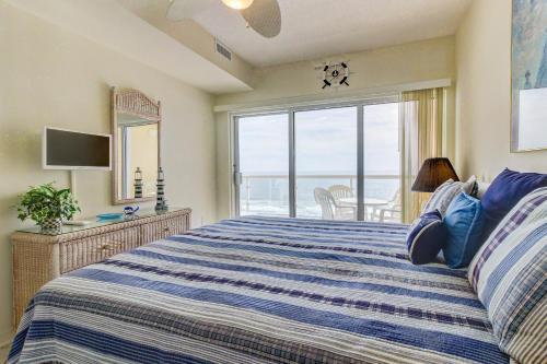 Beachy Beaut At Emerald Isle