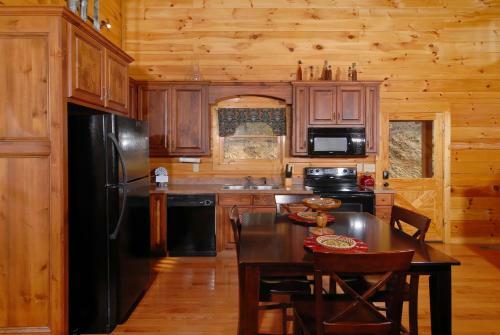 Camelot #266 - Two Bedroom Cabin