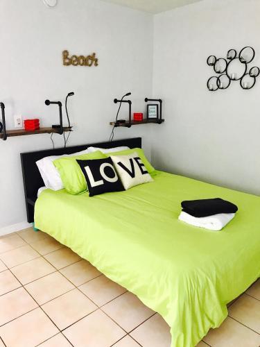 Petrina Studios Apartments