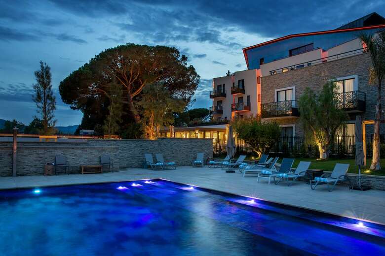 Hotel Ilot Du Golf, Bw Premier Collection