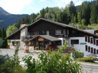 Le Soly Varnay Hotel