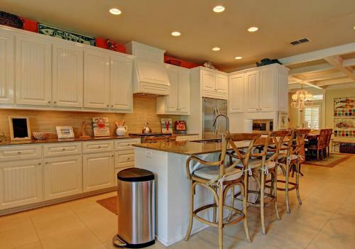 Cinnamon Shore- The Veranda 141 Be