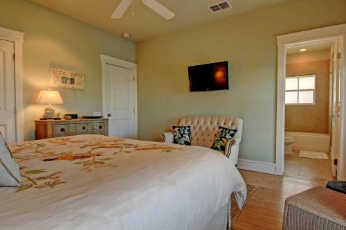 Cinnamon Shore- The Veranda 141 Be