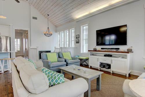 Cinnamon Shore- Suits Us 231 Be