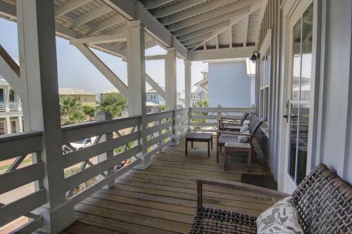 Cinnamon Shore- Lollygag 107 St