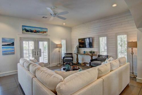 Cinnamon Shore- Cloud Nine 136 Be