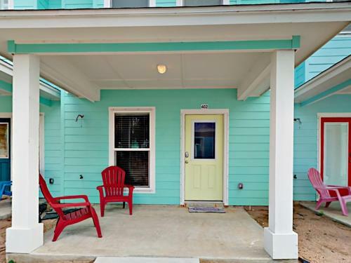 The Commons 402 - Three Bedroom Townhome