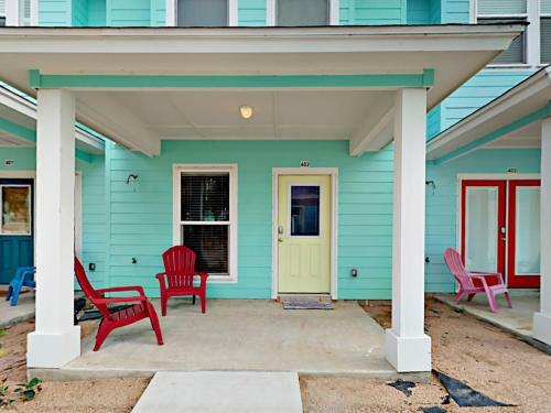 The Commons 402 - Three Bedroom Townhome