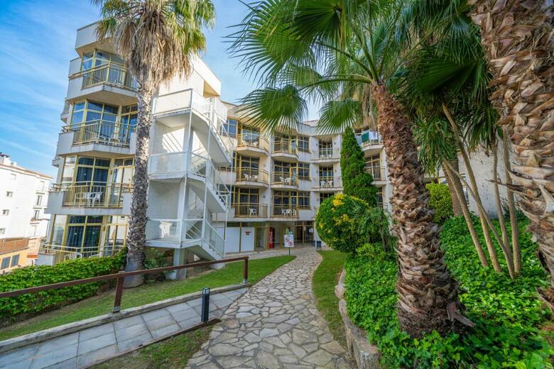 Apartamentos Ar Bolero Park