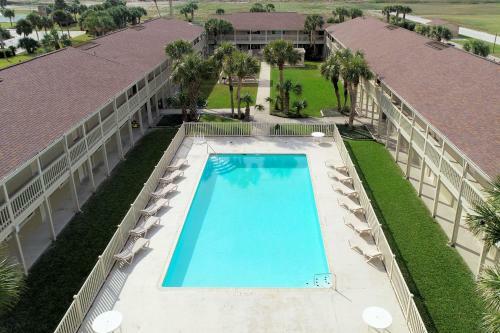 Apartamento Courtyard #224 Condo