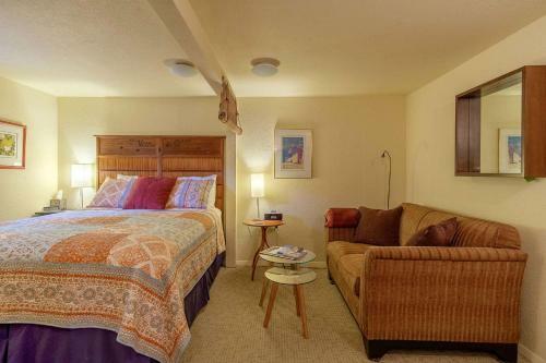 Hostal Everett Street Vacation Rentals