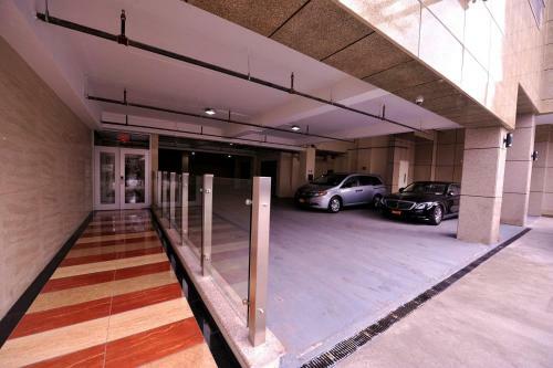 Hotel Wyndham Garden Fresh Meadows Flushing