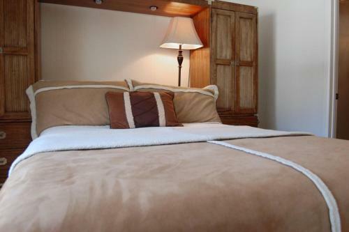 Claim Jumper Condo #7