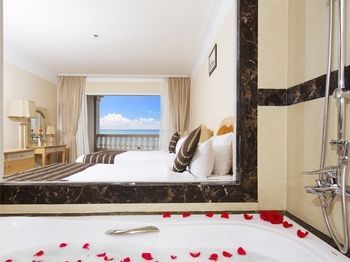 Sunrise Nha Trang Beach Hotel & Spa