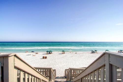 Point Of View By Realjoy Vacations