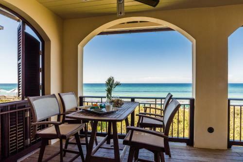 Rosemary Beach 2 Spanish Town Court Home
