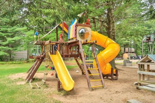 Cedar - Elbert's - Hiller Vacation Homes