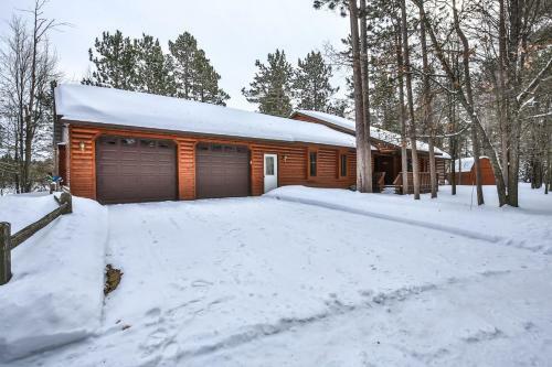 Pickerel Point Executive Home - Hiller Vacation Homes Home