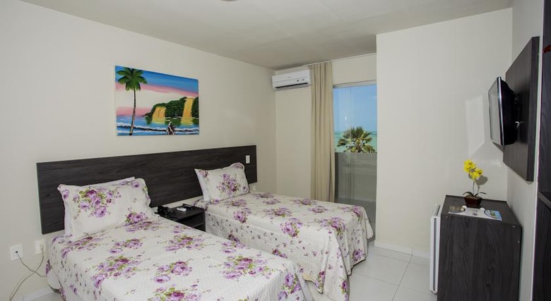 Aram Praia Hotel