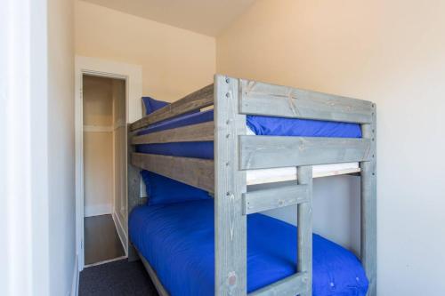 Apartamento Double Apt Upstairs/downstairs Free Parking For 2