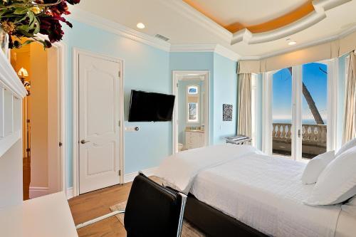 Sunset Villa II