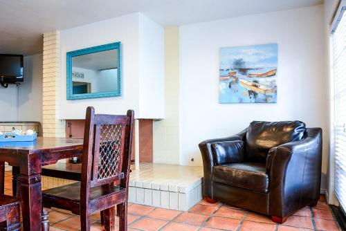 Four Bedroom- South Mission Duplex