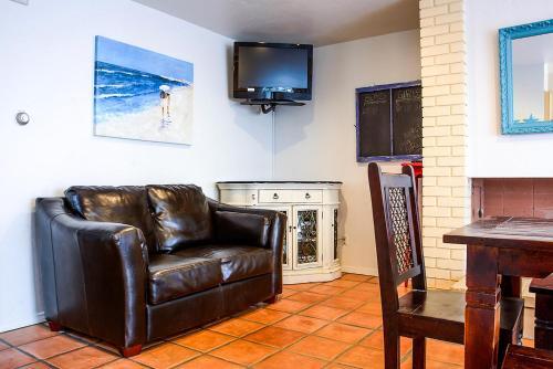 Four Bedroom- South Mission Duplex