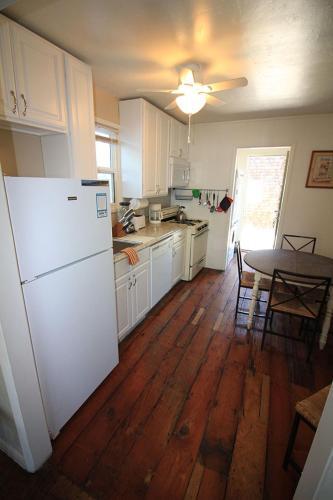 Two-bedroom On Venice