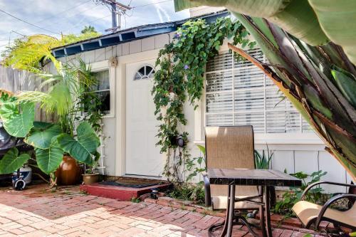 La Jolla Cottage