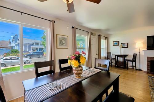 #419 - Windansea Hideaway Three-bedroom Holiday Home