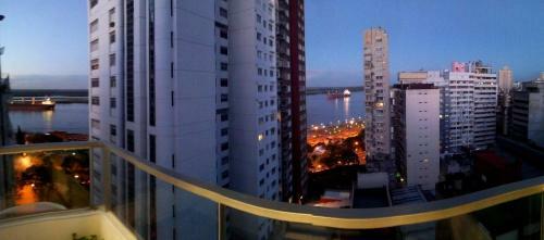 Apartamento Parque Espa�a Rio