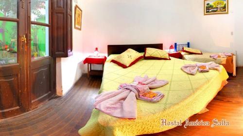 Hostal America