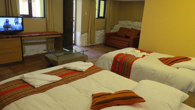 Hostal Illapa Hostel