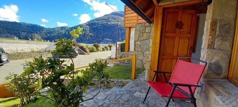 Lodge Caba�as Del Lacar