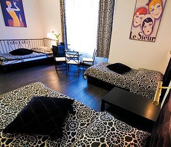 Pergamin Apartments
