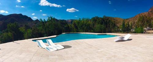 Lodge Bosque Divino Caba�as & Suites