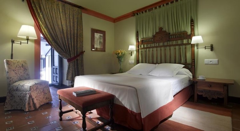 Hotel Parador De �beda