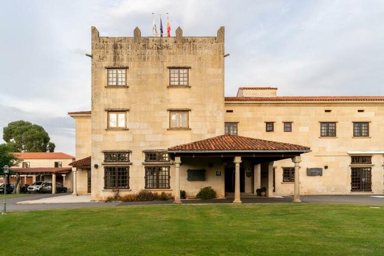 Hotel Parador de Ver�n