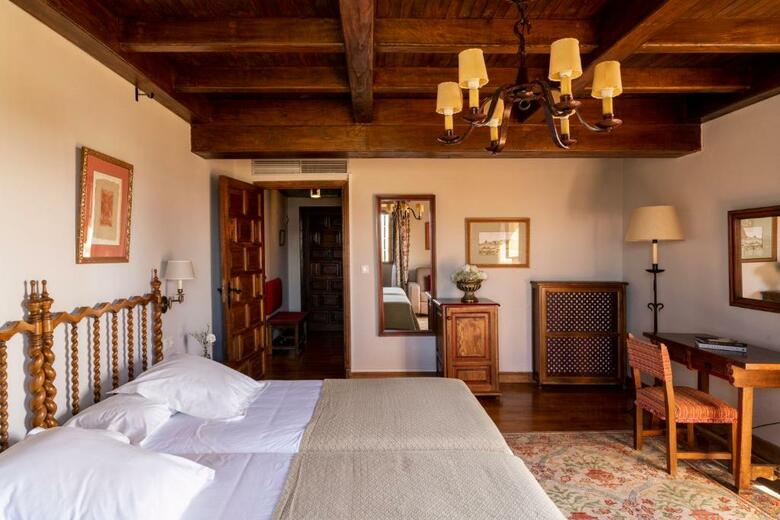 Hotel Parador de Ver�n