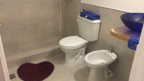 Lodge Casa Moderna En El Bosque Y Monta�a