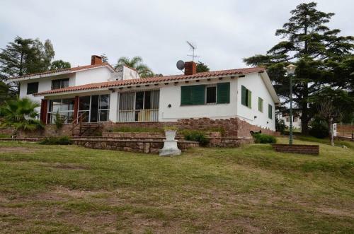 Gran Chalet Frente Al Lago