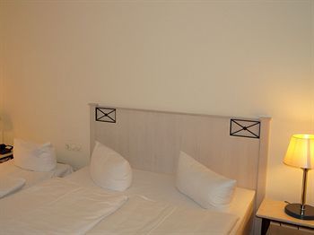 Entr�e Gro� Borstel Garni Hotel