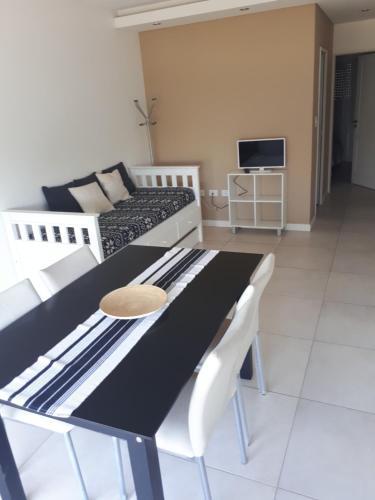 Apartamento Frente Al R�o