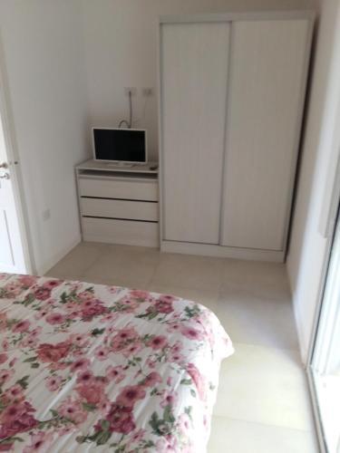 Apartamento Frente Al R�o