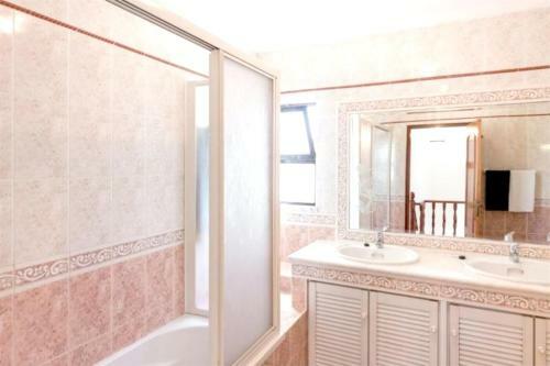 Villa Urbaniza��o Alto Dos Cali�os