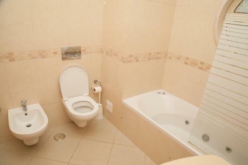 Spacious T1 Apartment With Sea Wiev