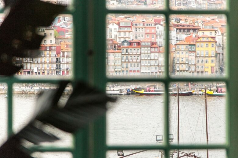 The House Of Sandeman - Hostel & Suites