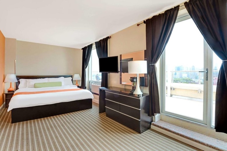 Hotel Howard Johnson Long Island City