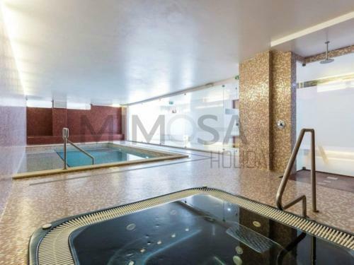 Luxuoso Apartamento Castro - A050